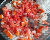 Foto del paso 2 de la receta Ensalada de cuscús y palitos de surimi