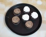 A picture of step 4 of Chocolate Cupcakes.