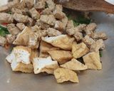 Foto langkah ke 3 dari resep Tumis Teri Tahu Tempe Lombok ijo.