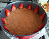 Foto del paso 1 de la receta: Tarta de fresa sin horno
