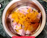 A picture of step 2 of Chicken pakoda.