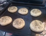 Foto del paso 4 de la receta: Pancitos para hamburguesas