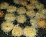 A picture of step 2 of Moong daal fry badi ka salan.