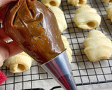 Foto del paso 6 de la receta: Cañoncitos de Dulce de Leche o Crema Chantilly Sin Tacc 👩🏼‍🍳💣