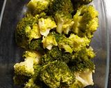 Foto del paso 3 de la receta Brócoli con bechamel y taquitos de jamón