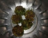 A picture of step 3 of Spinach Potato Corn Flakes Sago Balls.