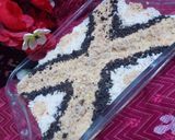 A picture of step 6 of Coconut Custard trifle.