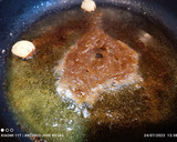 Foto del paso 3 de la receta: Merluza y mero en salsa de tomate