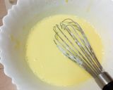 A picture of step 3 of Sponge Cheese Cake.