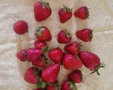 عکس مرحله 2 از دستور مربای توت فرنگی خوشرنگ 🍓