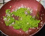 A picture of step 3 of Peas Paratha.