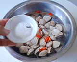 Hình bước làm 1 của món NGHÊU hấp kiểu Thái
