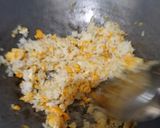 Foto langkah ke 3 dari resep Nasi Goreng Telur fav ade.