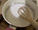 Foto langkah ke 2 dari resep Bubur sumsum lembut.