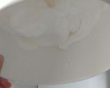 Foto del paso 2 de la receta: Povlova de dulce de leche y crema chantilly.☺