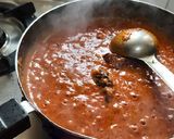 A picture of step 8 of Cauliflower n green peas kolhapuri masala gravy.