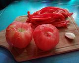 Foto del paso 2 de la receta: Zapallitos con salsa de morrón y tomate 👌
