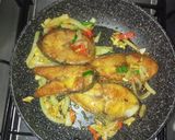 Foto langkah ke 3 dari resep Tenggiri Masak Kecap.