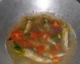 Foto langkah ke 3 dari resep Ikan asin kuah pedas.