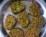 कोथिंबीर वडी (Kothimbir Vadi Recipe In Marathi) रेसिपी स्टेप 5 फोटो 