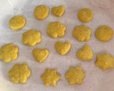 A picture of step 12 of Avocado Biscuits.