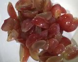 Foto langkah ke 1 dari resep Grape Velvet Milk.