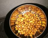 A picture of step 3 of Fried poha chivda (snacks).