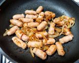 Foto del paso 5 de la receta: Salchichapas con queso