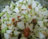 A picture of step 3 of Lauki bhujia.