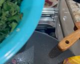 A picture of step 4 of Chi-Mango stir fry.