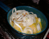 Foto del paso 2 de la receta: Pollo encebollado....🇸🇻