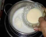 A picture of step 1 of Pista Kulfi.