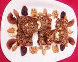 A picture of step 13 of Sugarfree Dates And Nuts Bars.