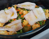 Foto del paso 2 de la receta: Pescadilla al horno con verduras