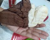 A picture of step 6 of Steam Buns.