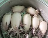 Foto langkah ke 2 dari resep Gulai cumi bunting.