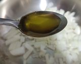 Foto del paso 1 de la receta: Tortilla de verduras a la sartén con cubierta de cebolla, tomate y mozzarella