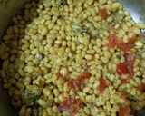 A picture of step 2 of Soya bean curry.