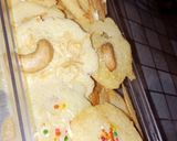 Foto langkah ke 7 dari resep Crispy Almond Cookies.