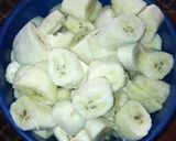 A picture of step 2 of Banana ice cream.