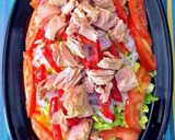 Foto del paso 6 de la receta: Ensalada mediterránea de tomates, atún rojo y hojas de habas