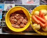 Фото кроку 1 до Запечені осінні овочі з курячим стегном.