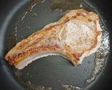 รูปขั้นตอนการทำที่ 2 ของ Kurobuta Pork Chop Steak