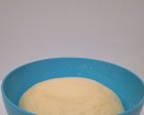 Foto langkah ke 4 dari resep Roti Kelopak Bunga Isi Ayam Kecap.