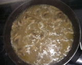 Foto del paso 3 de la receta: Huevo trufado en crema de champiñones