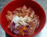 รูปขั้นตอนการทำที่ 2 ของ ไข่เจียวไก่สับ