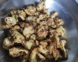 A picture of step 3 of Honey Chilli Cauliflower.