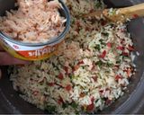 Foto del paso 4 de la receta: Arroz con salmón y pimientos