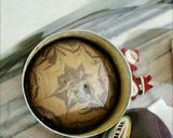 A picture of step 8 of Flower style marble cake.