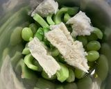 A picture of step 5 of Gazpacho Blanco.